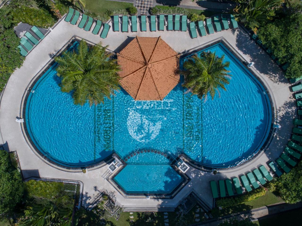 Bali Tropic Resort & Spa - Chse Certified Nusa Dua  Luaran gambar Aerial view of the pool